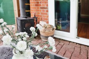 HIGH STREET- click for photo gallery